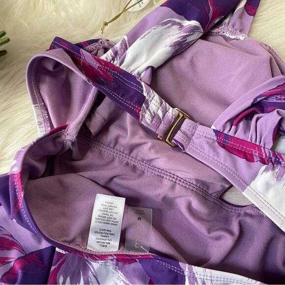 Purple Floral Cut Out One Piece NWT Size Medium - Picture 4 of 4